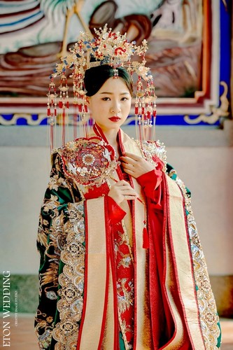 漢服婚紗推薦,婚紗工作室漢服,漢服婚紗攝影,漢服婚禮禮服,傳統漢服婚紗,時尚漢服婚紗,漢服個人寫真,漢服全家福攝影,漢服拍照,漢服寫真